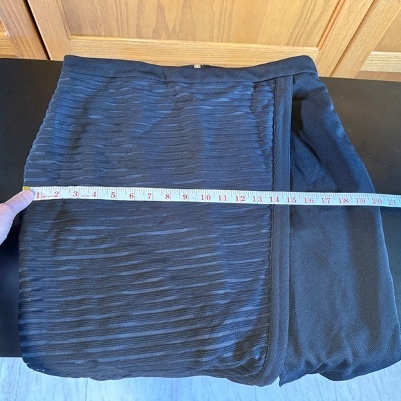 The Limited Black‎ Textured Pencil Skirt Faux Wrap Zip Closure Size 10 - Picture 8 of 11